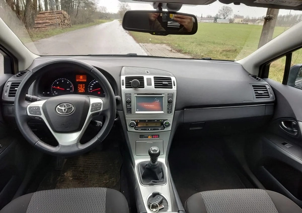 Toyota Avensis cena 44000 przebieg: 129000, rok produkcji 2015 z Terespol małe 56